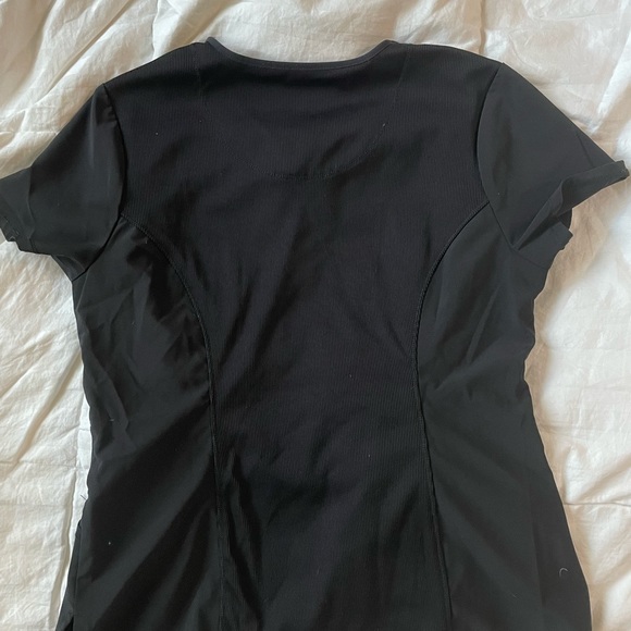 Cherokee Infinity Scrub top in black size M - Picture 2 of 3